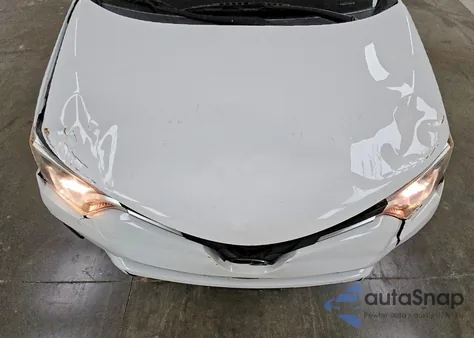 2018 Toyota Rav4 Le z USA, uszkodzony, nr VIN JTMZFREV2JJ185095